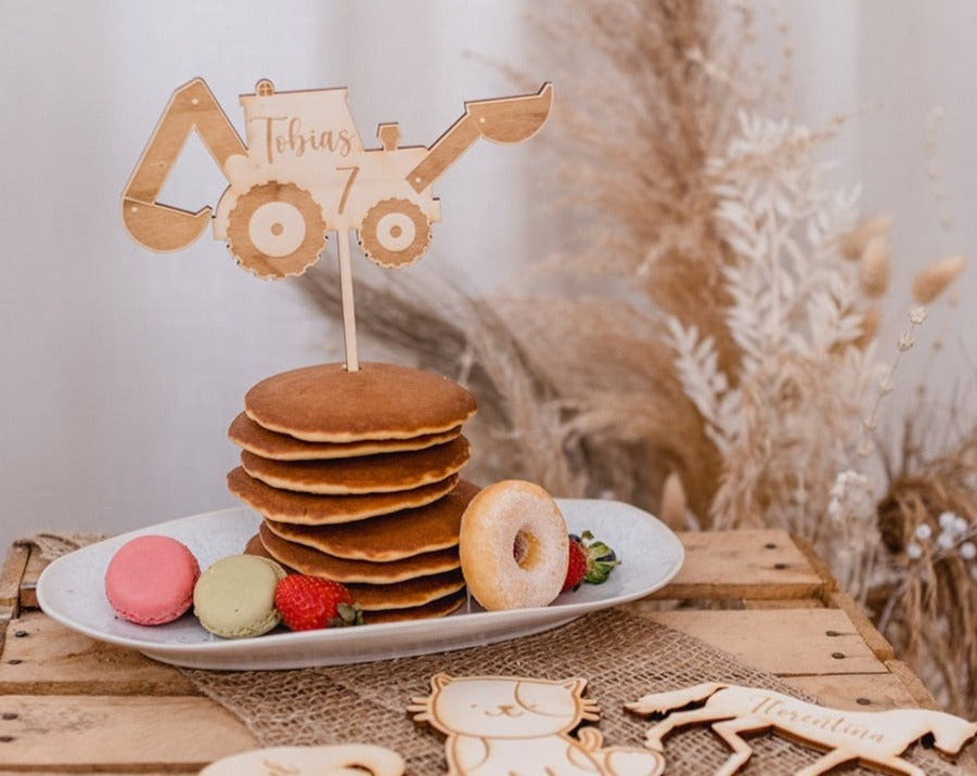 Decorazione per torta a forma di escavatore